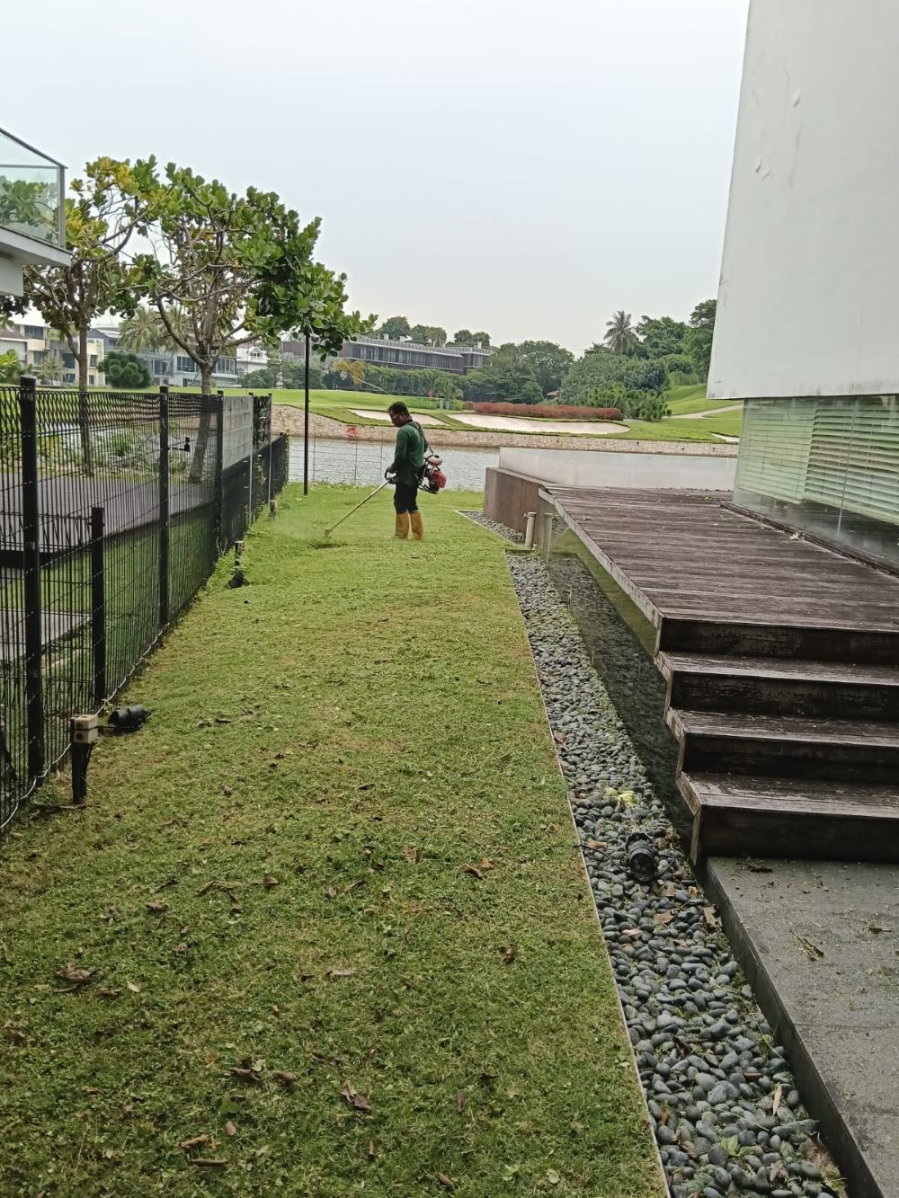 Private Residential Landscape Maintenance 