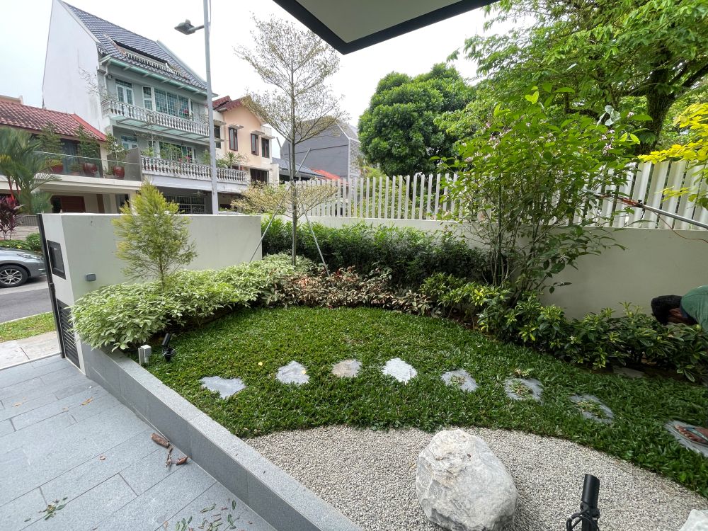Private Residential Landscape Maintenance 